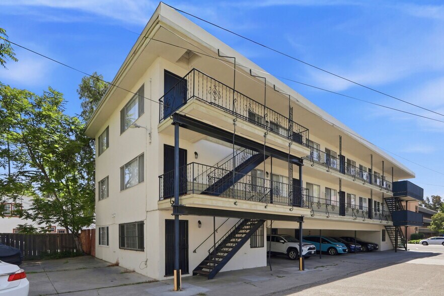 More Photos Of 231 E San Fernando St, San Jose Apartments For Sale