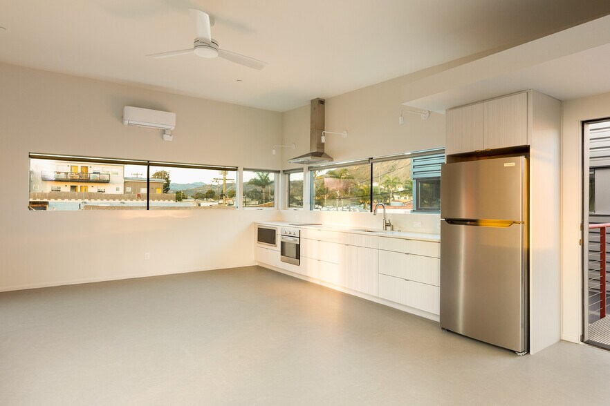 More Photos Of 161 N Garden St, Ventura Apartments For Sale
