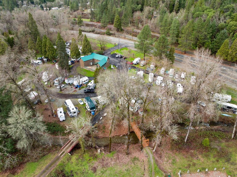 More Photos Of 999 Old Highway 99, Wolf Creek Specialty For Sale