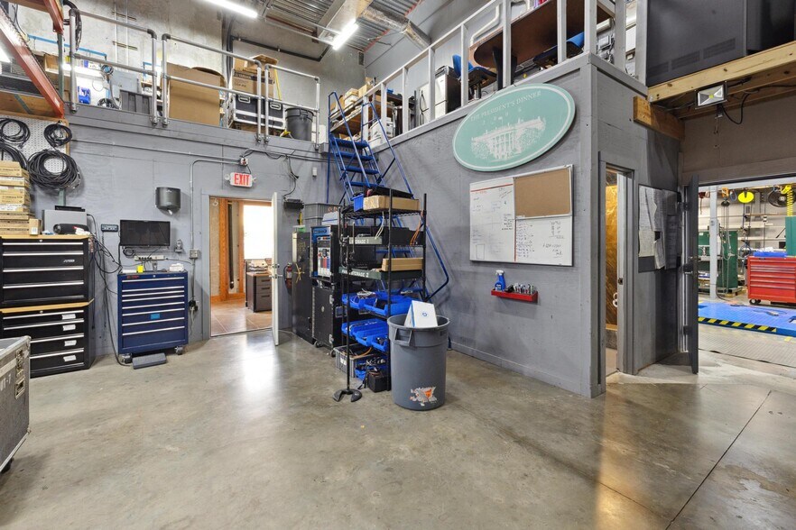 More Photos Of 3700-3718 SW 30th Ave, Fort Lauderdale Warehouse For Sale