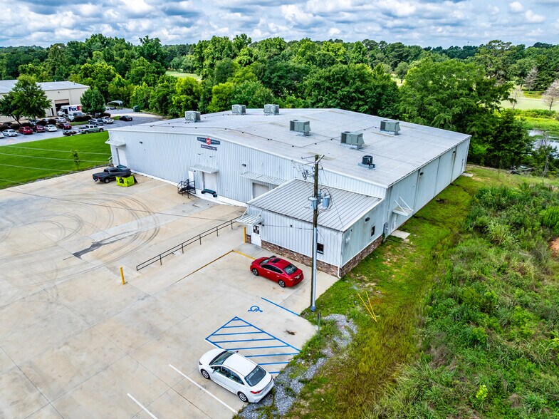 More Photos Of 1235 Lagoon Business Loop, Montgomery Distribution For Sale