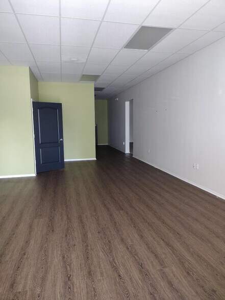 More Photos Of 17218 Toledo Blade Blvd, Port Charlotte Unknown For Lease