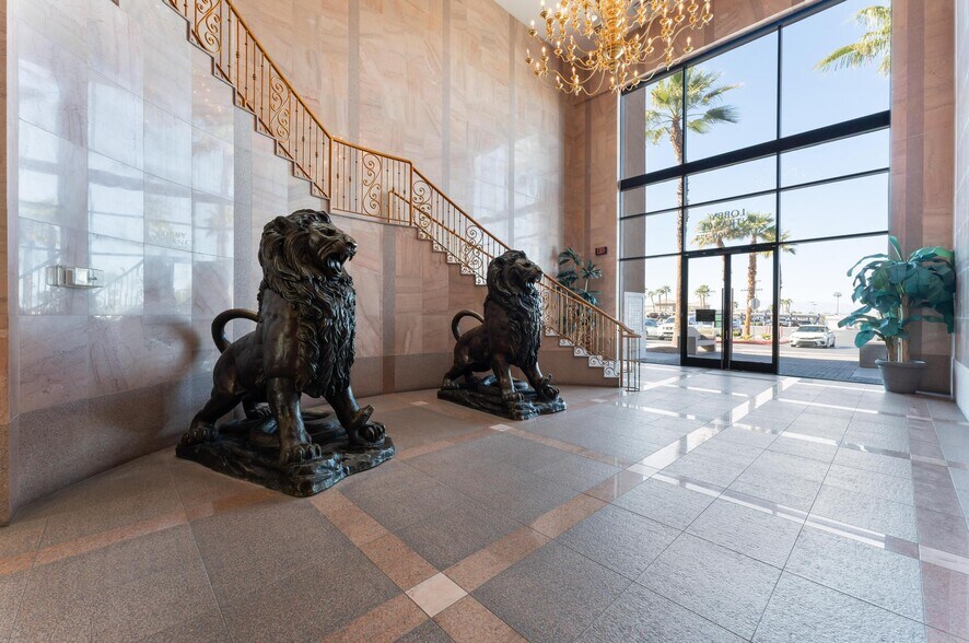 More Photos Of 9890 S Maryland Pky, Las Vegas Unknown For Lease