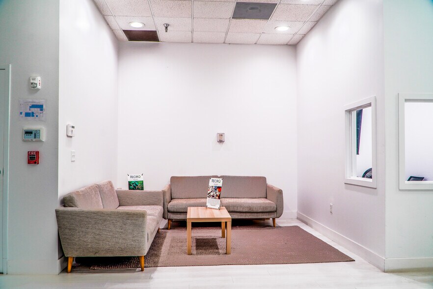 More Photos Of 601 W 20th St, Hialeah Warehouse For Sale