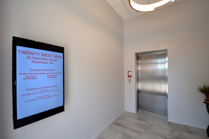 More Photos Of 20 W Main St, Riverhead Office For Lease