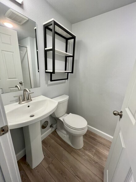 More Photos Of 1311 Terrace Dr, Reno Apartments For Sale