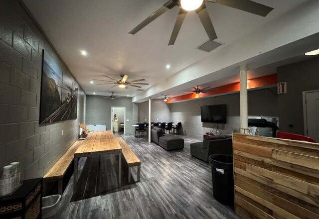 More Photos Of 680-686 E Lockeford St and 925 E Victor Rd, Lodi Distribution For Sale