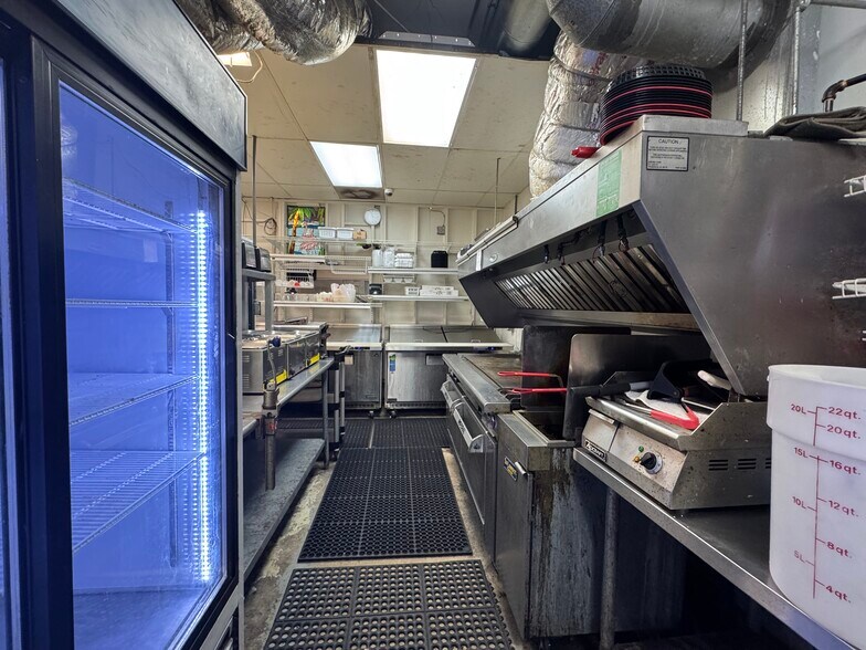 More Photos Of 2414-2430 S State Road 7, Hollywood Unknown For Lease
