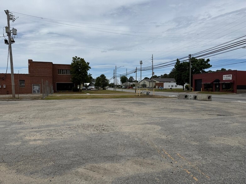 More Photos Of 424 Hackney Ave, Washington Industrial For Sale