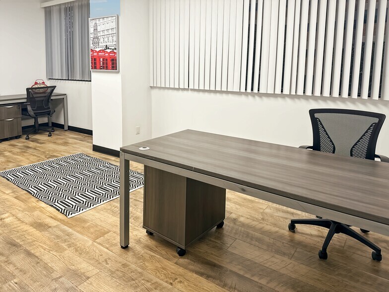 More Photos Of 901 W Civic Center Dr, Santa Ana Coworking Space