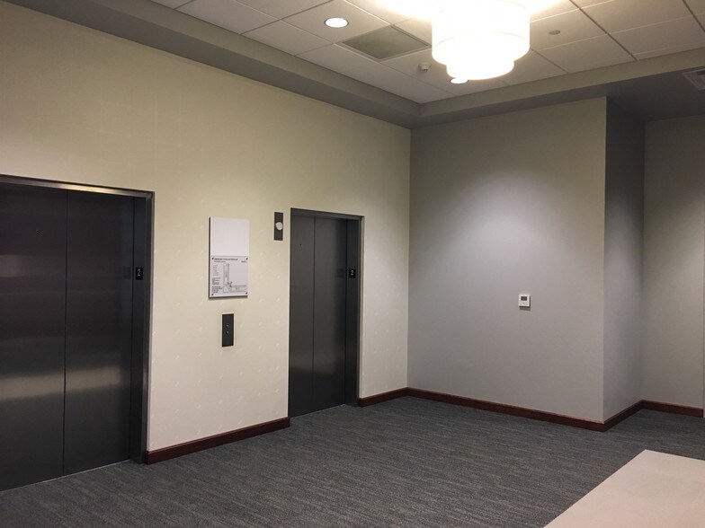 More Photos Of 1000 E Preston Ave, Shreveport Office For Sale