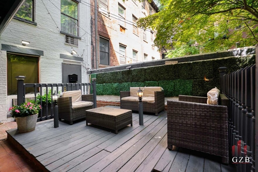 More Photos Of 240 E 26th St, New York Storefront Retail Residential For Lease