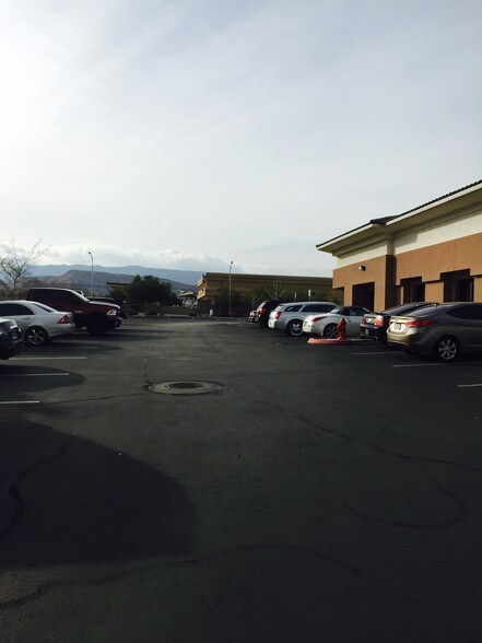More Photos Of 5594 S Fort Apache Rd, Las Vegas Office For Lease