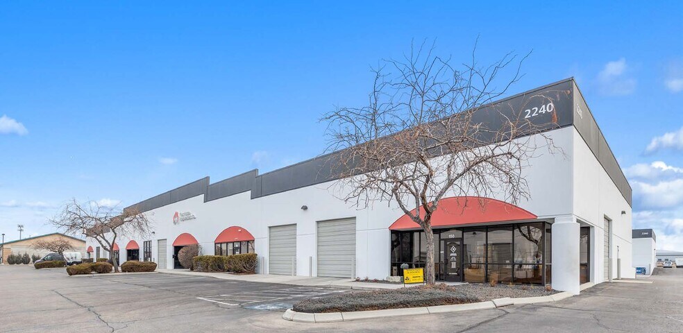 More Photos Of 2240 S Cole Rd, Boise Warehouse For Lease