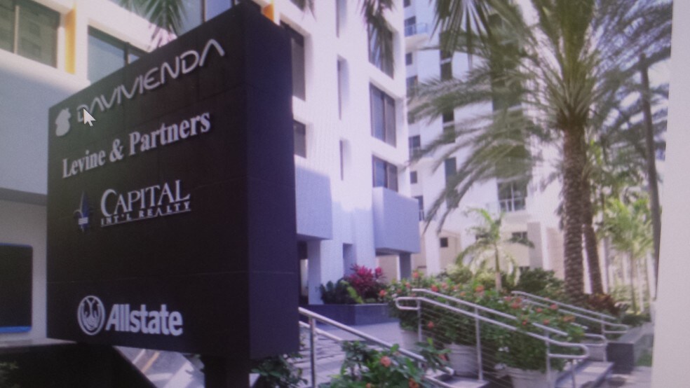 More Photos Of 1110 Brickell Ave, Miami Office For Sale
