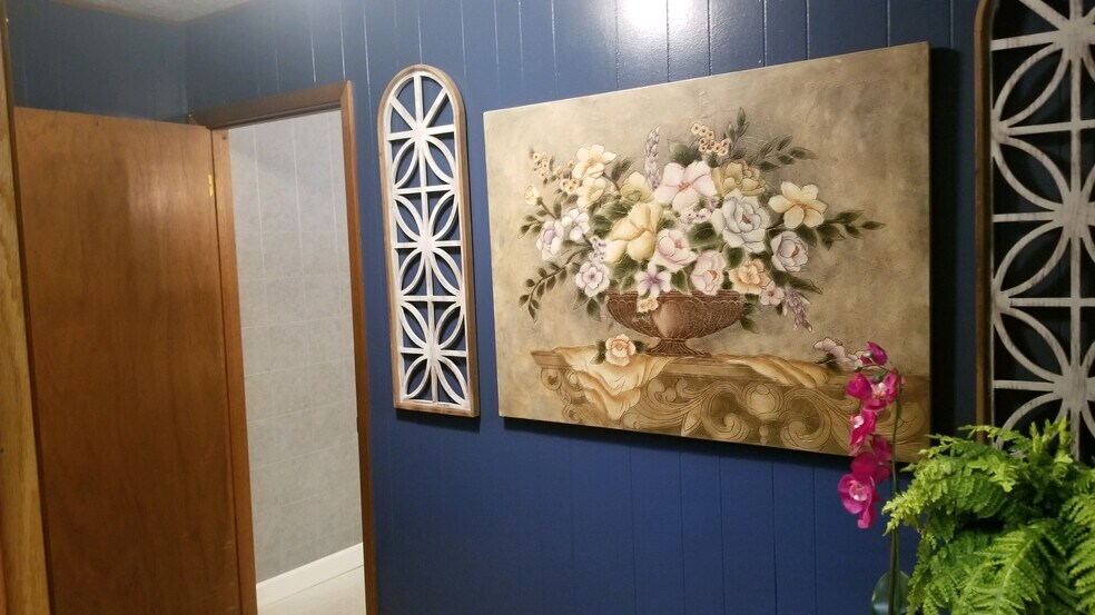 More Photos Of 26646 S 555 St, Fullerton Restaurant For Sale