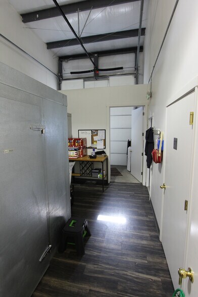 More Photos Of 220 12th St SW, Loveland Warehouse For Sale