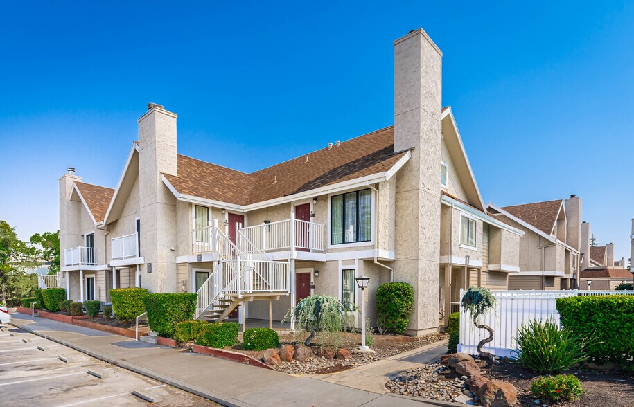 More Photos Of 1530 Howe Ave, Sacramento Hotel For Sale