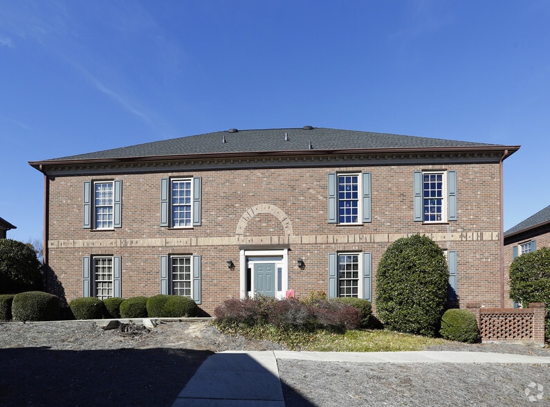 More Photos Of 2525 Raeford Rd, Fayetteville Medical For Lease