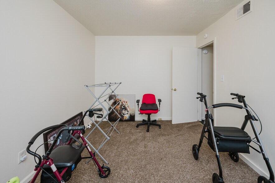 More Photos Of , Birmingham Multifamily For Sale