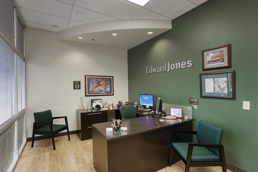 More Photos Of 3035 S Ellsworth Rd, Mesa Office For Lease