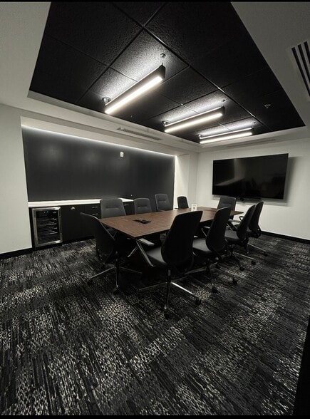 More Photos Of 159 4th Ave N, Nashville Office For Lease