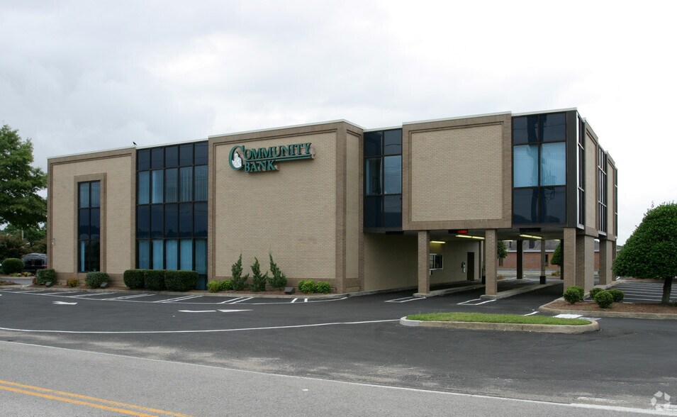 More Photos Of 621 Nevan Rd, Virginia Beach Bank For Sale