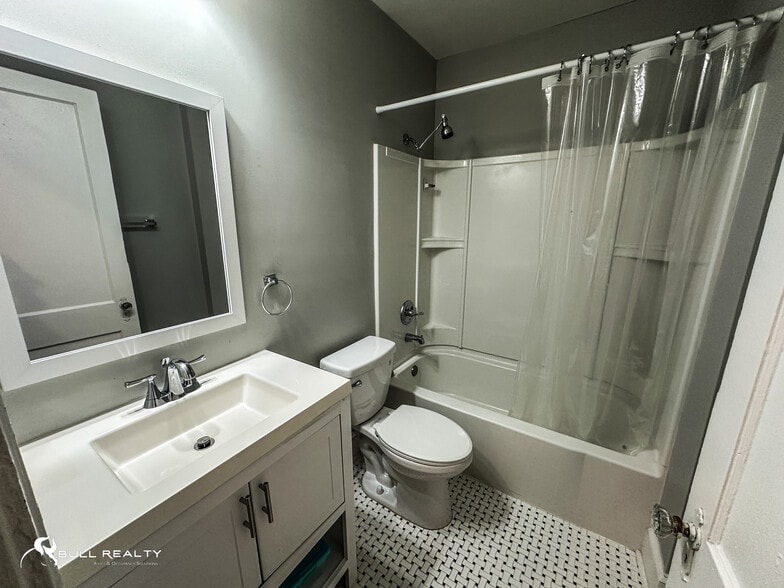 More Photos Of 858 Charles Allen Dr, Atlanta Apartments For Sale