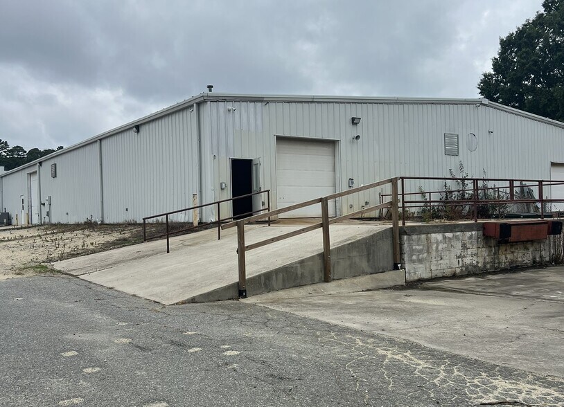 More Photos Of 4807 W Gate City Blvd, Greensboro Storefront For Lease