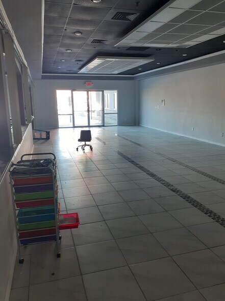 More Photos Of 1333 Central Park Dr, O'Fallon Unknown For Lease