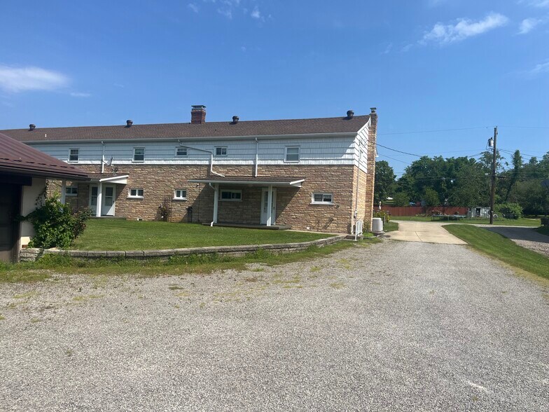 More Photos Of 451/457 Joffre Cherry Valley St, Burgettstown Multifamily For Sale