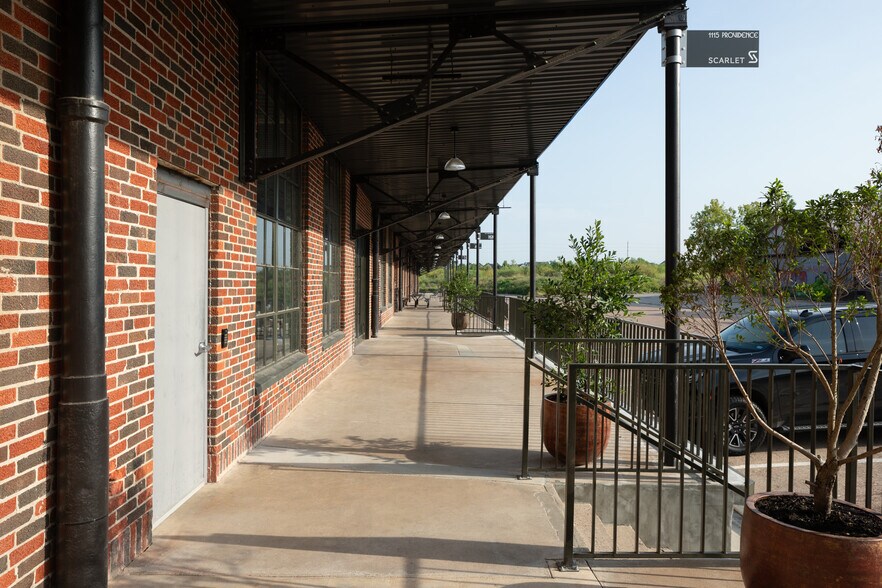 More Photos Of 1125 Providence St, Houston Warehouse For Lease
