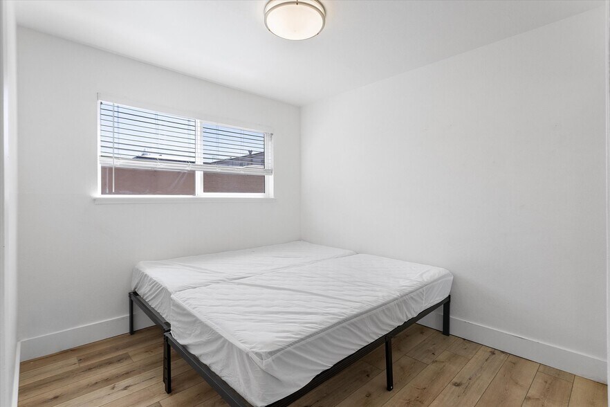 More Photos Of 2360 Ellsworth St, Berkeley Apartments For Sale