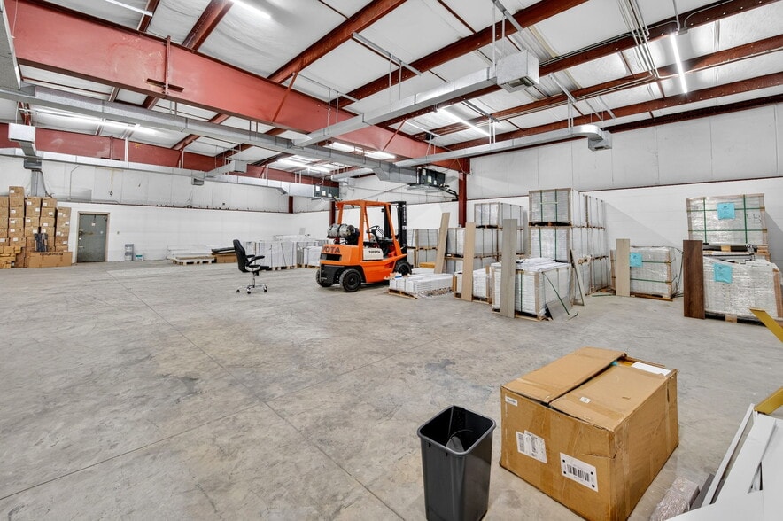 More Photos Of 809 N Cocoa Blvd, Cocoa Storefront For Sale