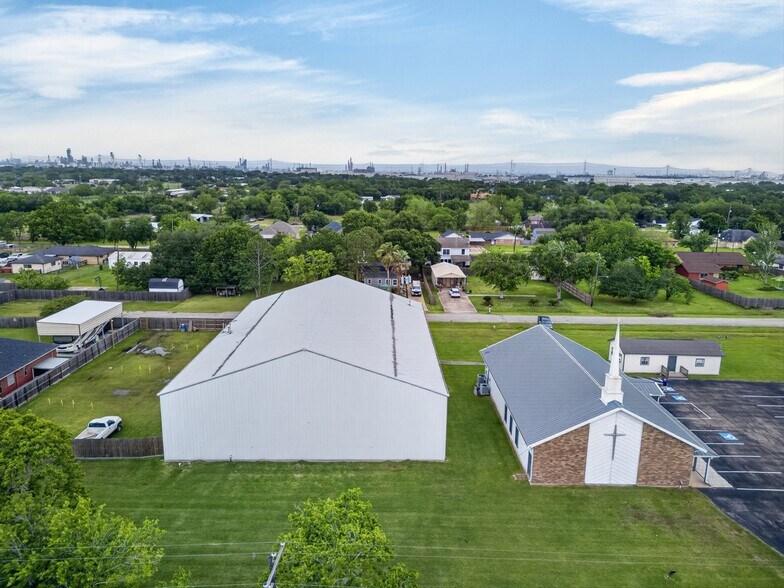 Primary Photo Of 11141 N Avenue L, La Porte Religious Facility For Sale
