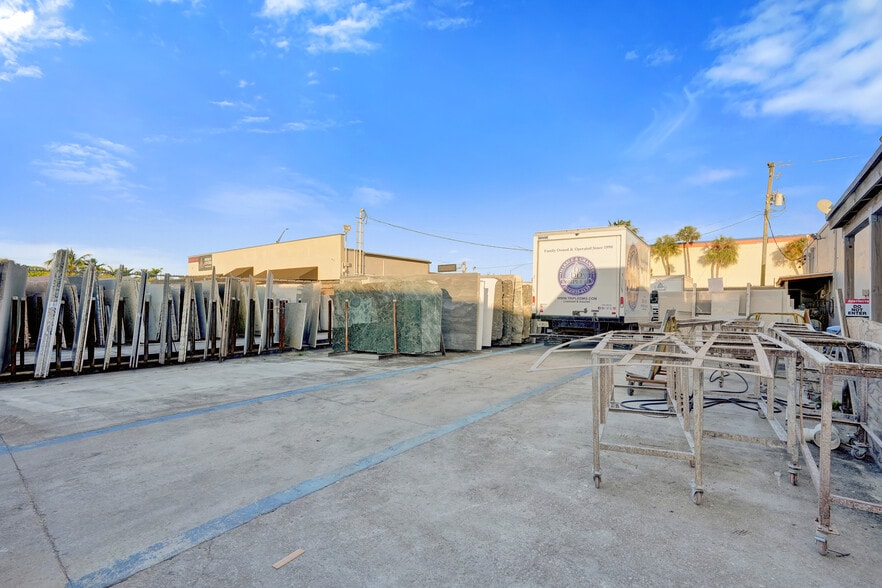 More Photos Of , Fort Lauderdale Unknown For Sale