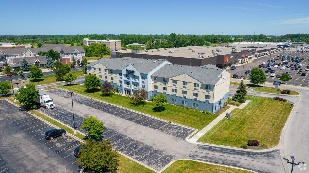 More Photos Of 5200 Cardinal Square Blvd, Saginaw Hotel For Sale