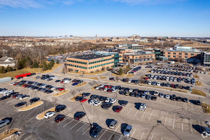 More Photos Of 12140 Nall Ave, Overland Park Medical For Lease
