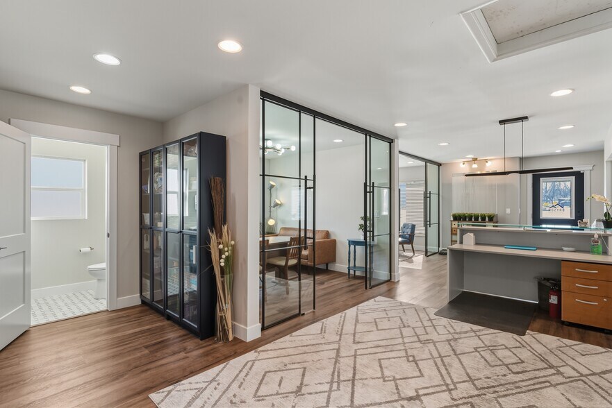 More Photos Of 152 W 500 S, Bountiful Office For Lease