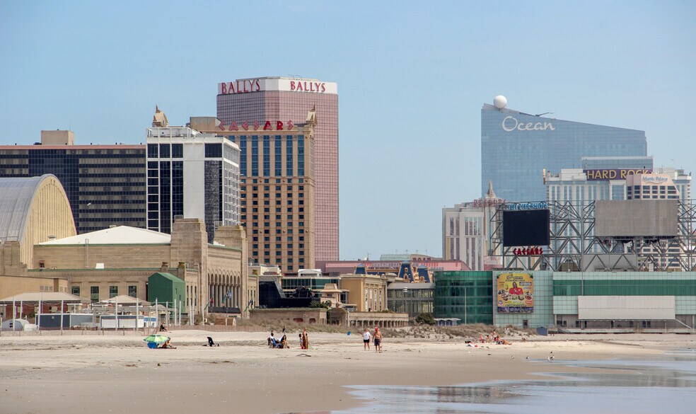 More Photos Of 110 S Morris Ave, Atlantic City Hotel For Lease