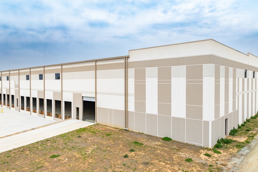 More Photos Of 2130 Kimrey Rd, Graham Distribution For Lease