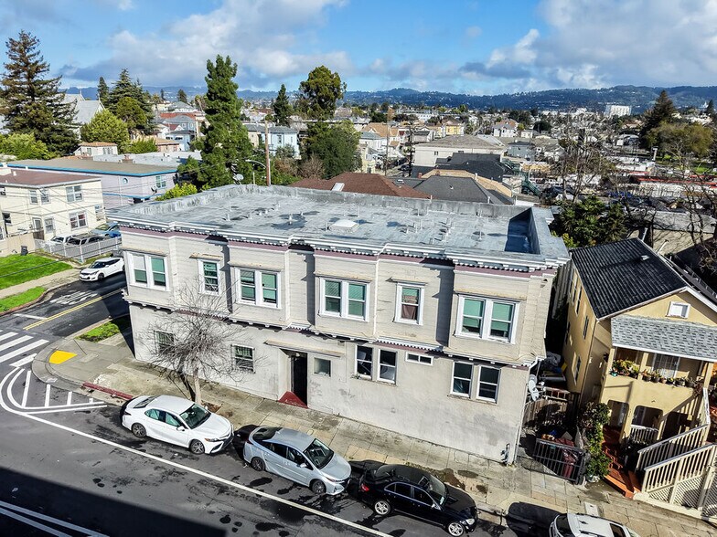 More Photos Of 1504 13th Ave, Oakland Apartments For Sale