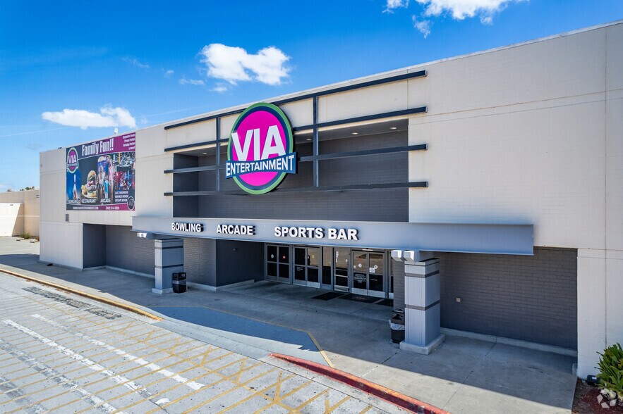 More Photos Of 10401 US Hwy 441, Leesburg Unknown For Lease