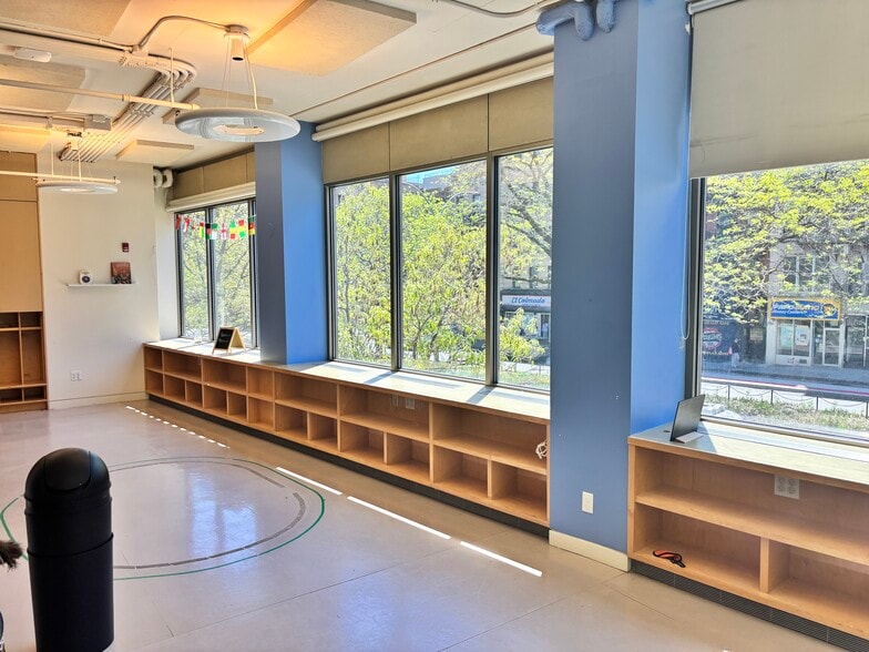 More Photos Of 310 E Houston St, New York Apartments For Lease