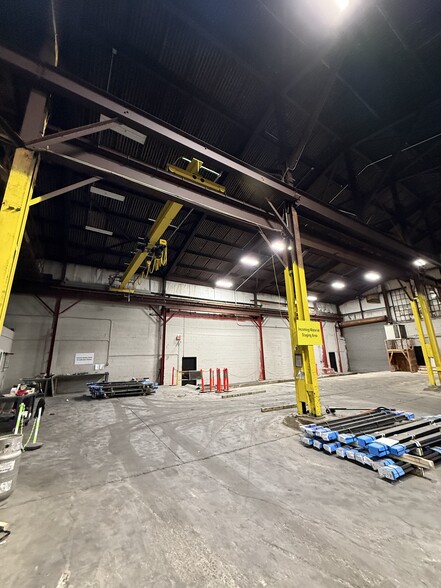 More Photos Of 126 E Dickerson St, Dover Warehouse For Lease