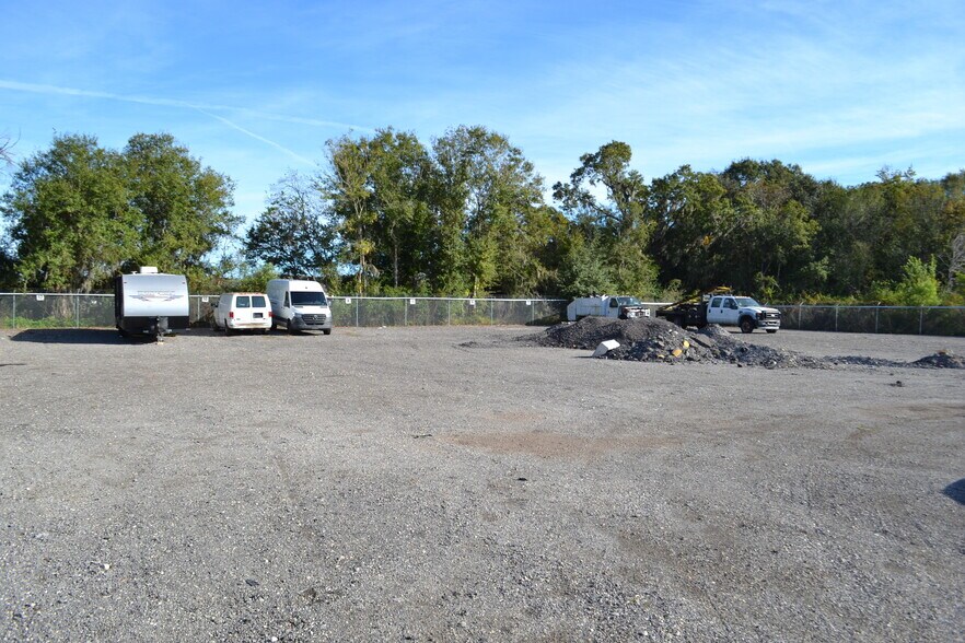 More Photos Of 7935 US Highway 98 N, Lakeland Land For Lease