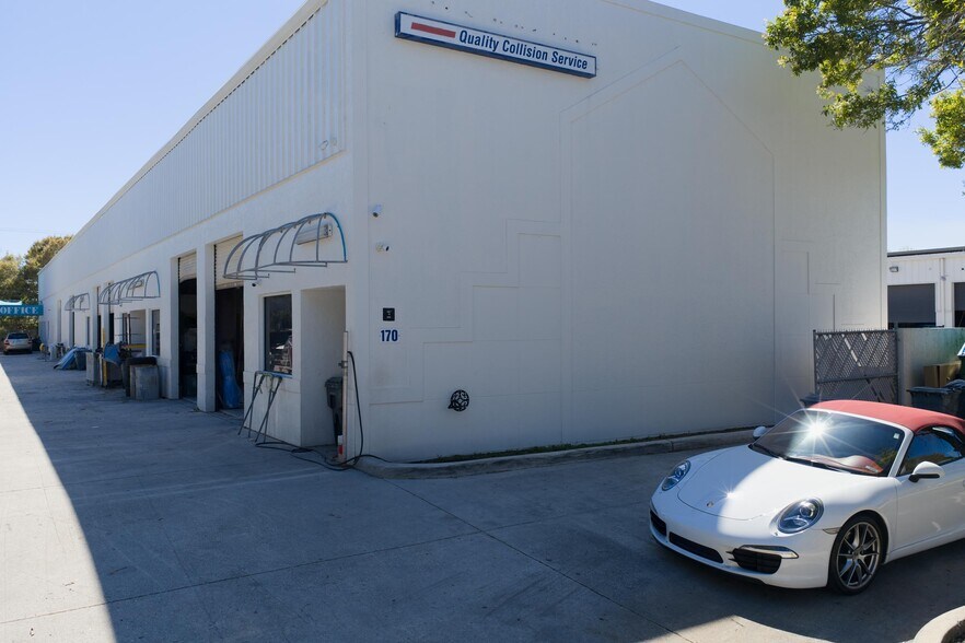 More Photos Of 170 Business Park Way, Royal Palm Beach Warehouse For Lease