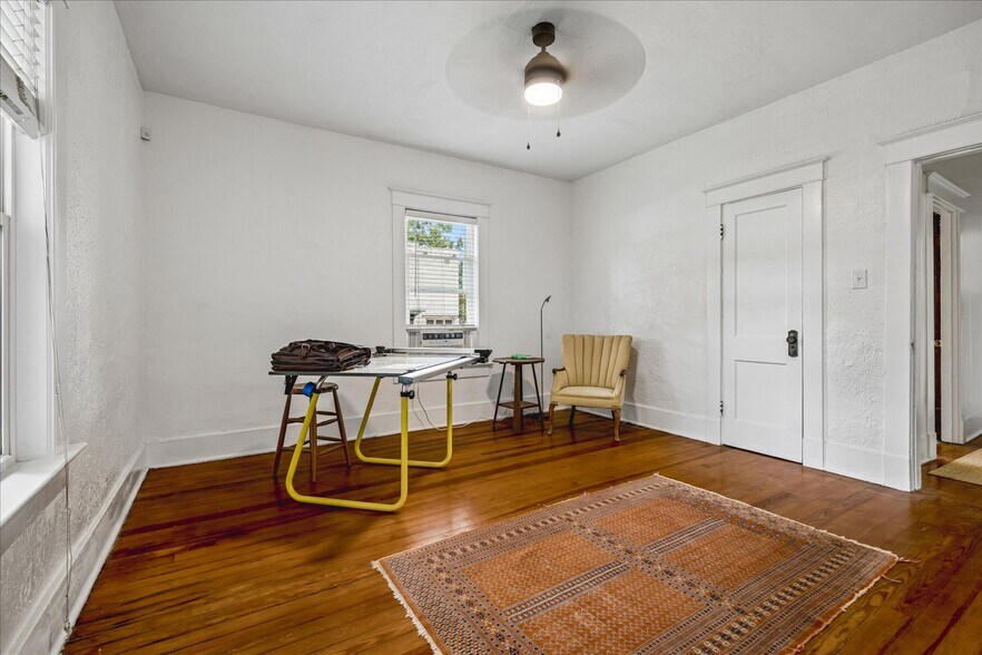 More Photos Of 2562 Sam Cooper Blvd, Memphis Office Residential For Sale