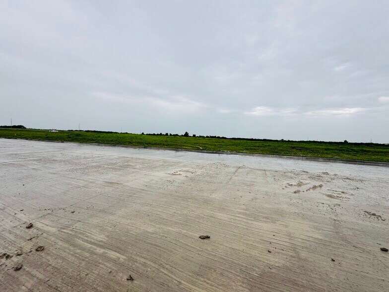 More Photos Of 5545 Pinegates Rd, Greenville Land For Sale