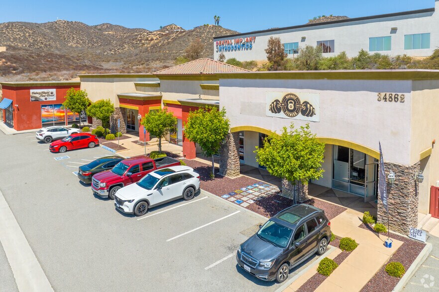 More Photos Of 34862 Monte Vista Dr, Wildomar Unknown For Lease
